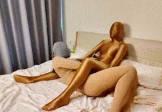 性感兔兔被包裹住了的身体——zentai、kigurumi、丝袜、ZX