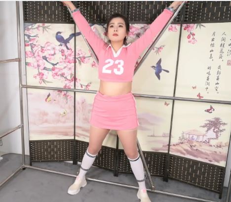 雪碧X架镣铐固定–足球服、长棉、运动鞋、刺轮、TK、电击