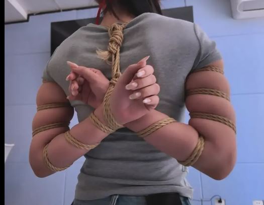 《绳模面试现场》曹智盈