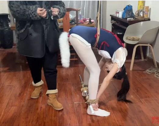 调教送上门的情趣娃娃 1+2合集